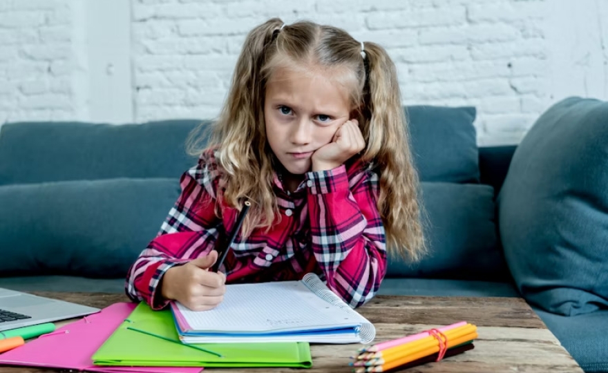 Pourquoi continuer d’apprendre certaines choses par cœur ?